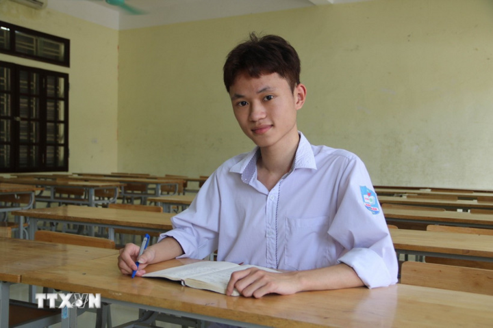 Dàn thủ khoa toàn quốc 2025 chọn trường đại học nào?