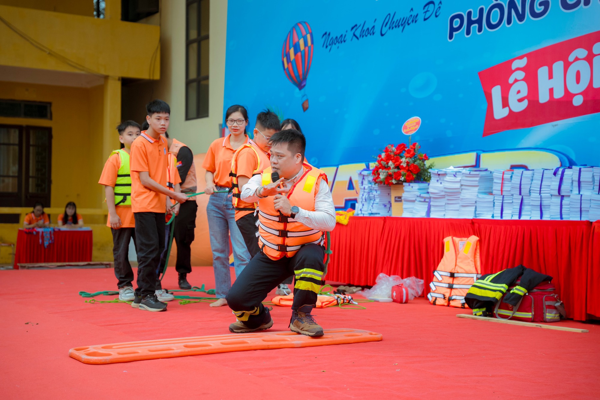 Hướng dẫn an toàn và tự cứu sinh trên biển - Bài chia sẻ "ai cũng nên đọc" của đội trưởng FAS Angel Phạm Quốc Việt- Ảnh 2.