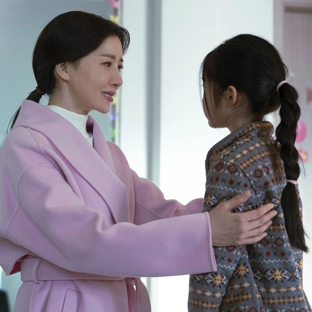 Đứa trẻ 5 tuổi bị nhân viên siêu thị tố cáo ăn trộm, hàng trăm ánh mắt nhìn vào: Bà mẹ có pha xử lý xứng đáng vào SGK- Ảnh 3.