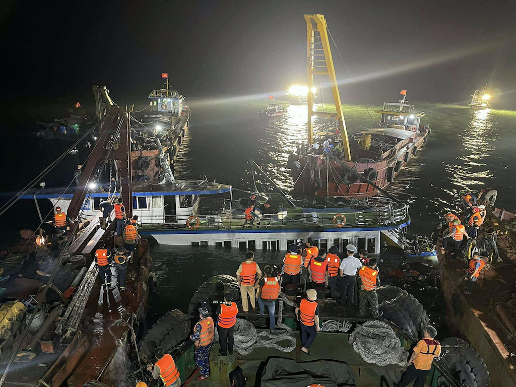 Mức bảo hiểm các nạn nhân vụ lật tàu du lịch ở Quảng Ninh nhận được là bao nhiêu?- Ảnh 1.