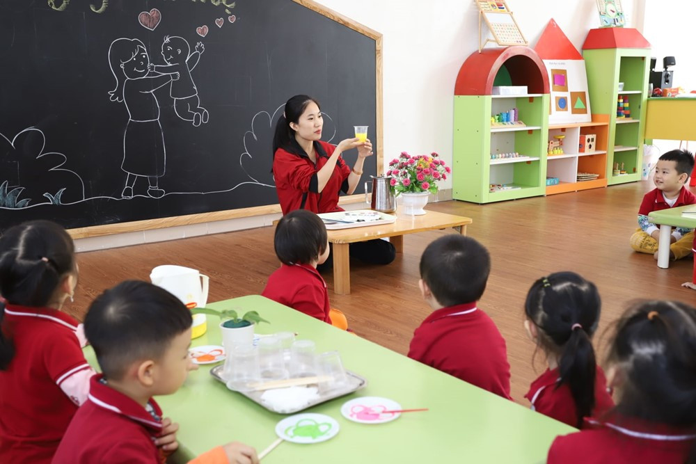 Bố mẹ có EQ cao sẽ không có 6 kiểu hành xử này với giáo viên mầm non của con- Ảnh 3. Bố mẹ có EQ cao sẽ không có 6 kiểu hành xử này với giáo viên mầm non của con- Ảnh 3.
