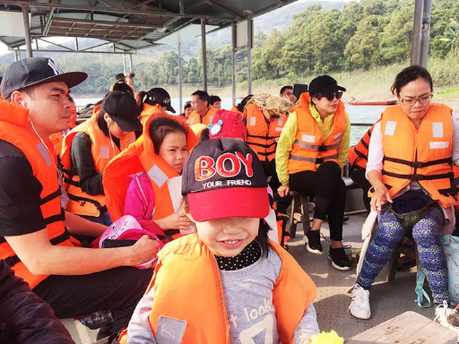 Áo phao trên thuyền: Không phải lúc nào mặc cũng là an toàn, một khu vực được khuyên 'chỉ cầm trên tay'- Ảnh 4.