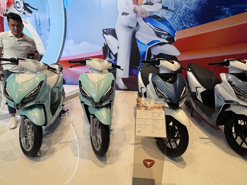 Cú hích lớn cho thị trường xe máy điện- Ảnh 1.