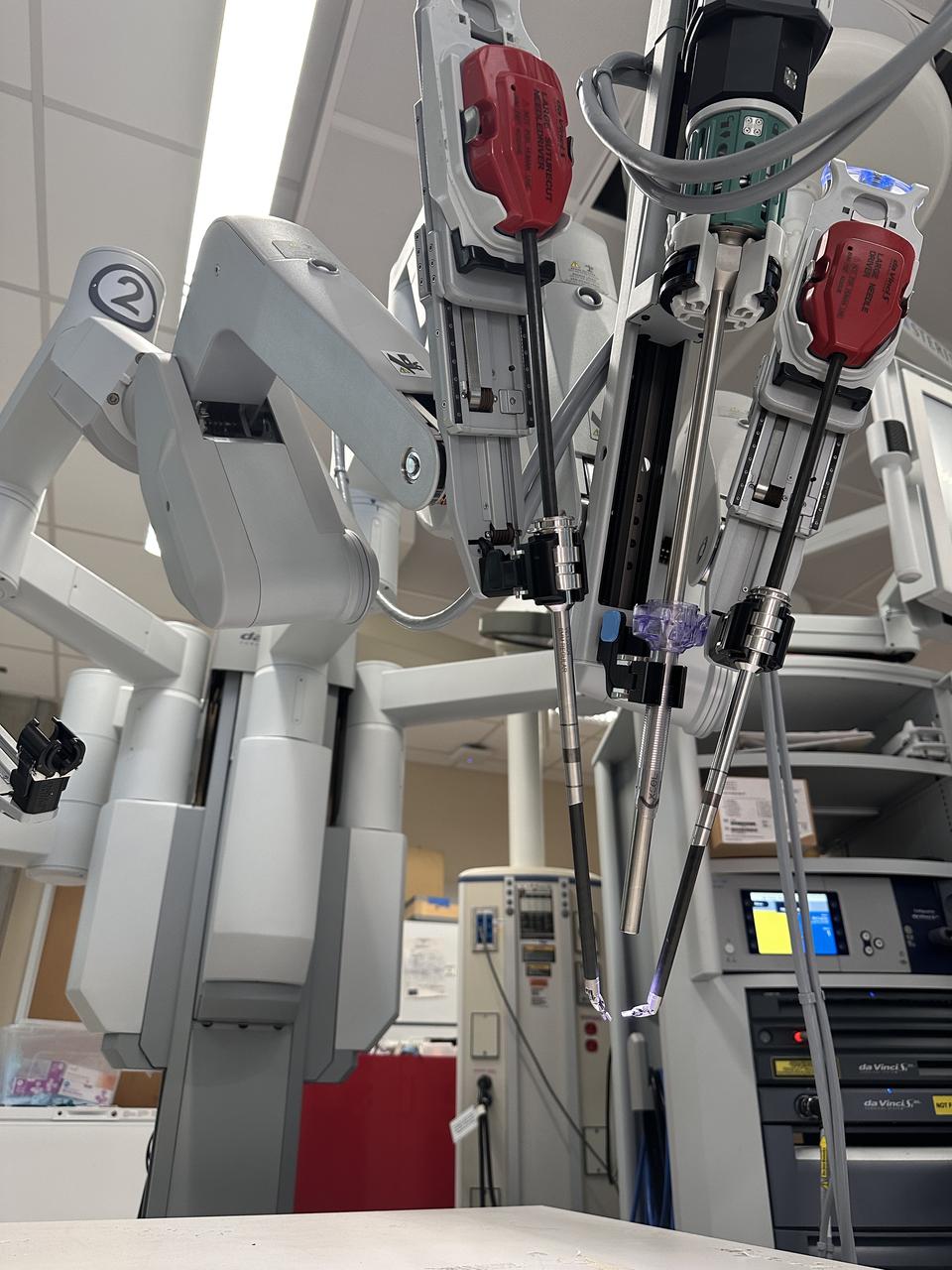 "Không một sai sót": Robot phẫu thuật tự động đầu tiên trên thế giới thực hiện ca mổ với độ chính xác 100%, không cần con người can thiệp- Ảnh 2. "Không một sai sót": Robot phẫu thuật tự động đầu tiên trên thế giới thực hiện ca mổ với độ chính xác 100%, không cần con người can thiệp- Ảnh 2.