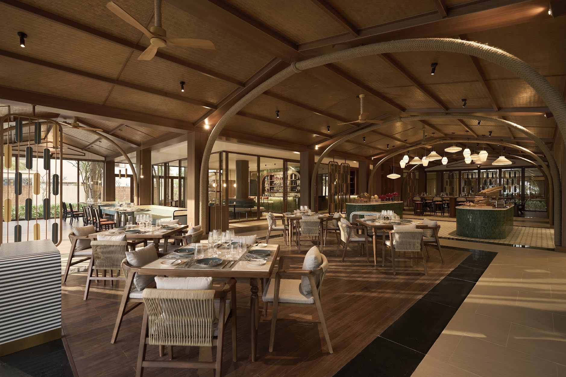 Ngoài thị trường truyền thống như Trung Quốc và Hàn Quốc, Việt Nam ngày càng thu hút các thị trường xa như Mỹ, châu Âu, Ấn Độ, Úc…- Ảnh 3.