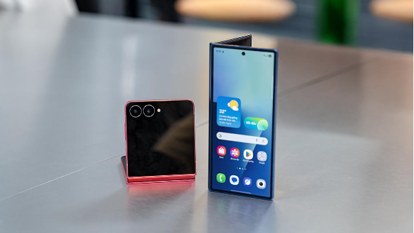 Có nên mua Samsung Z Fold 7 và Z Flip 7? Mua ở đâu giá tốt, nhiều ưu đãi - Ảnh 1.