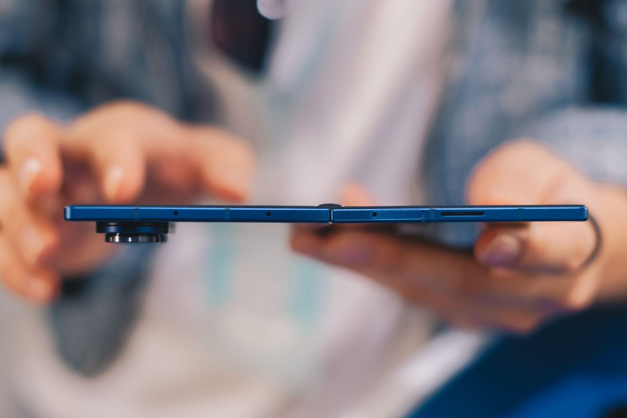 Phép màu nào đã giúp Samsung đưa trải nghiệm Ultra vào thiết bị dày chỉ 4,2 mm? - Ảnh 7.