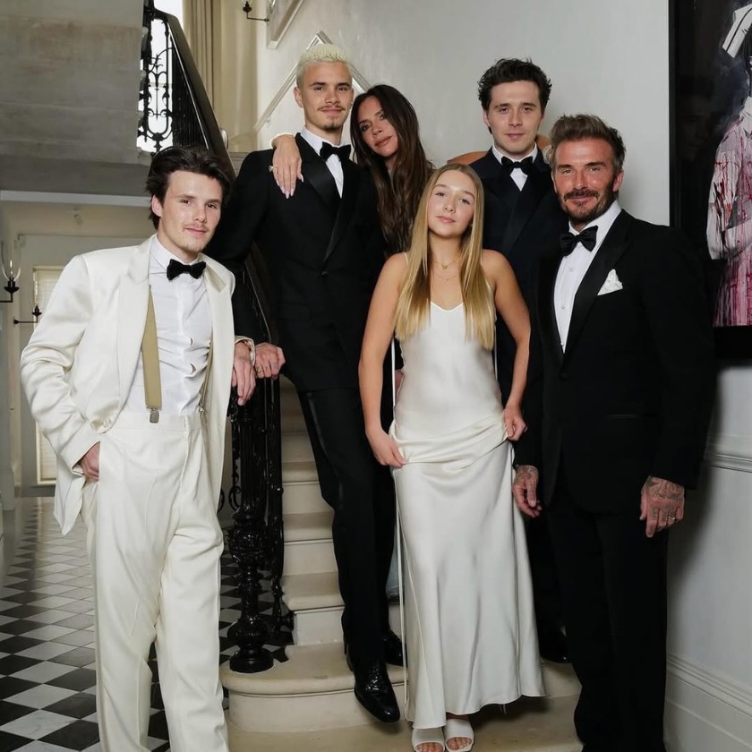 Sự thật đằng sau hình ảnh hoàn hảo nhà Beckham: Victoria cao tay giúp chồng vượt qua sóng gió