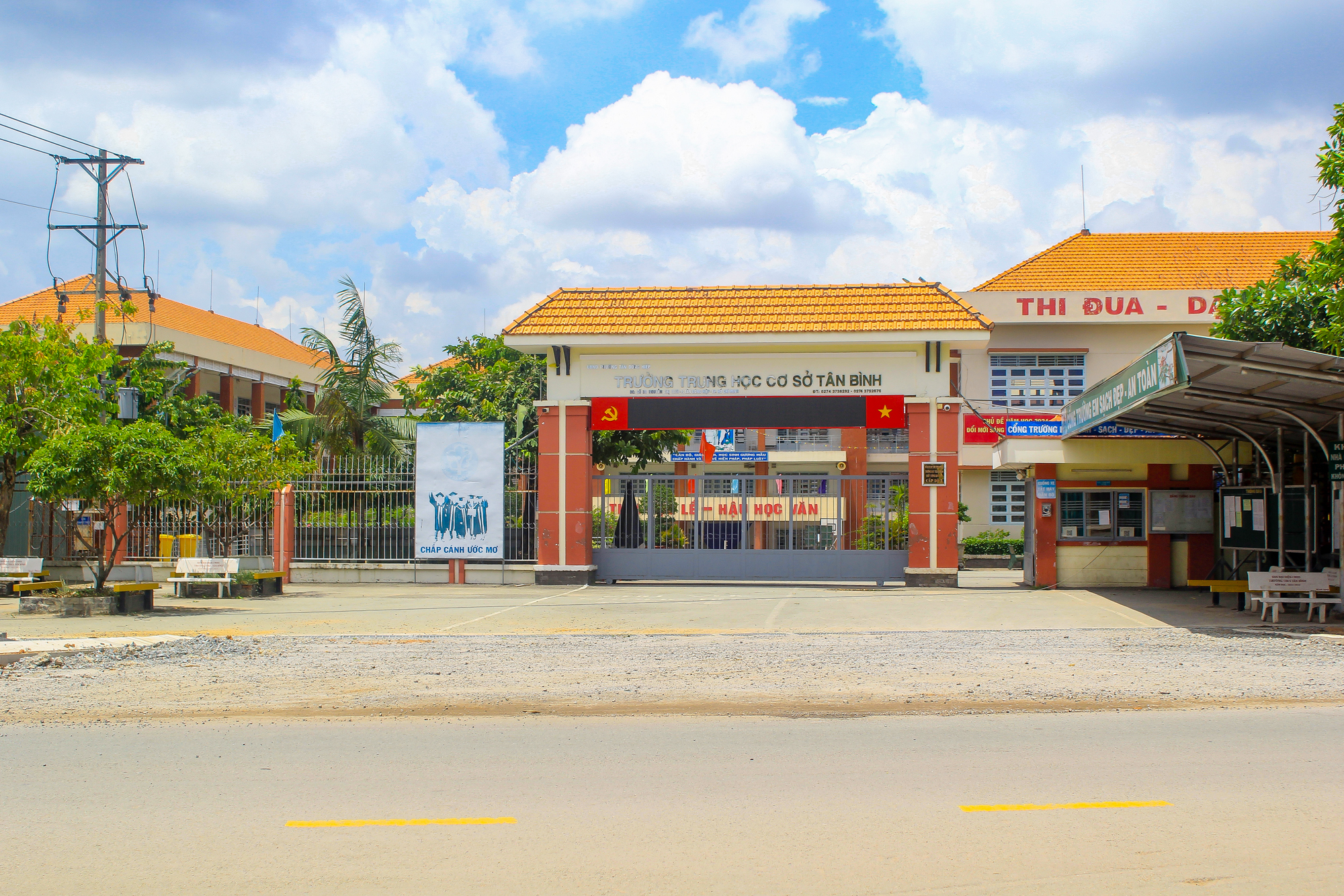 Toàn cảnh khu vực đang kêu gọi đầu tư 11.000 tỷ: Giá đất chỉ từ 20 triệu đồng/m2, nằm giữa 3 đô thị lớn- Ảnh 10. Toàn cảnh khu vực đang kêu gọi đầu tư 11.000 tỷ: Giá đất chỉ từ 20 triệu đồng/m2, nằm giữa 3 đô thị lớn- Ảnh 10.