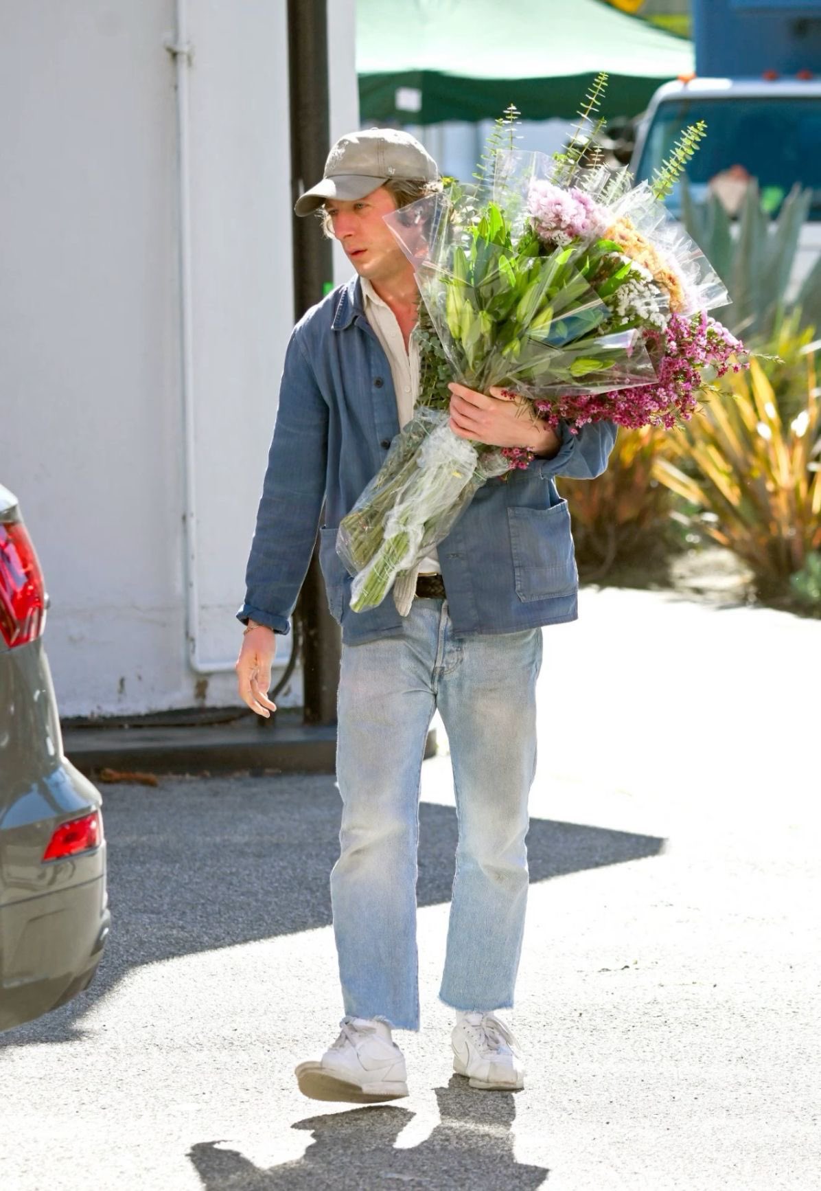 Khu chợ nổi tiếng nơi khách hàng là những ngôi sao - Ảnh 1.