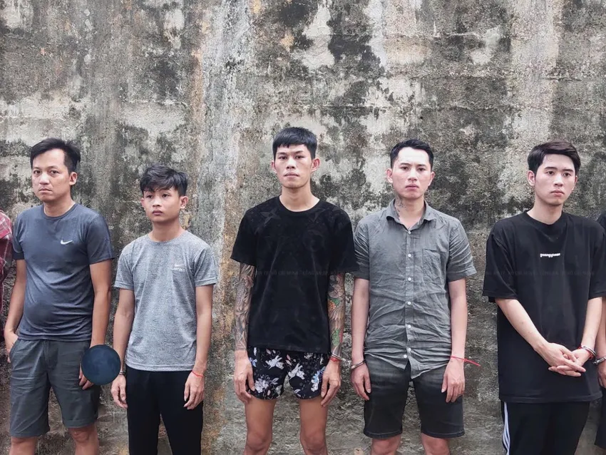 Khởi tố 247 đối tượng liên quan 3 quán bar ở TP Hồ Chí Minh tổ chức “bay lắc”- Ảnh 1.