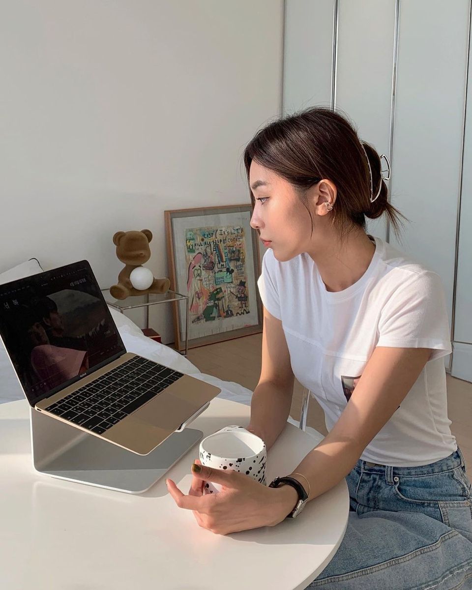 Gen Z chê lương 20 triệu cứ như thể “nhắm mắt” cũng kiếm được 70-100 triệu/tháng!- Ảnh 2.