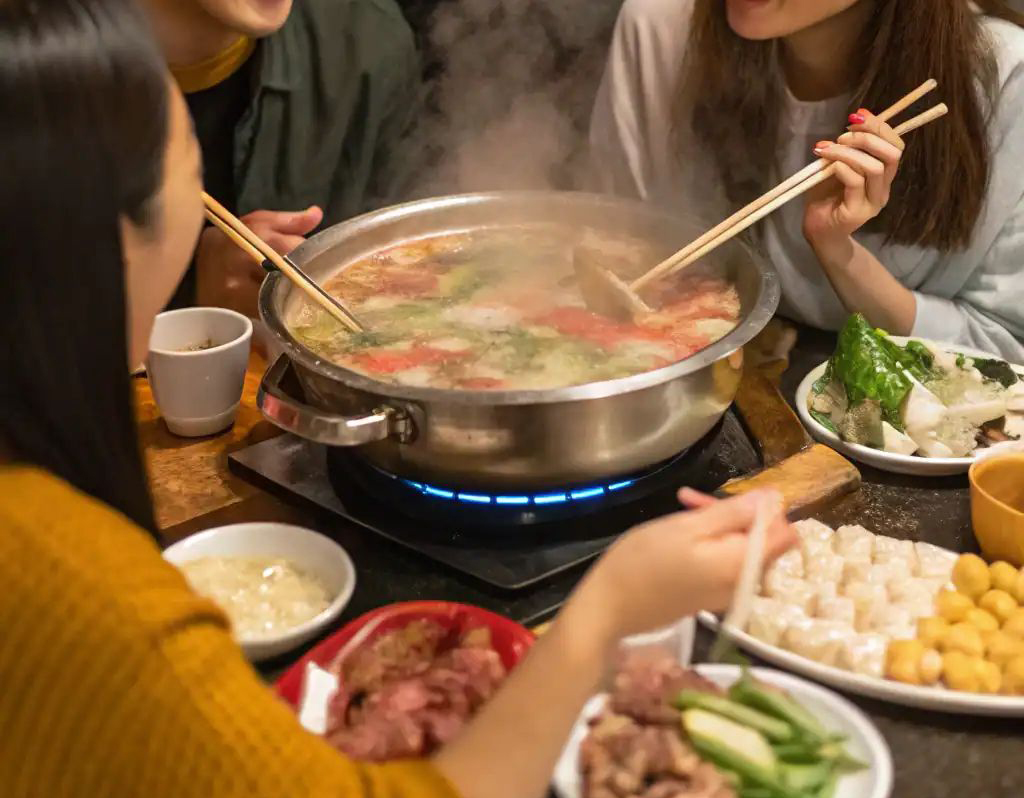 Sốc: 4 người trong một nhà cùng mắc ung thư thực quản, bác sĩ chỉ hỏi vài câu về ăn uống liền lộ ra “hung thủ”- Ảnh 2.