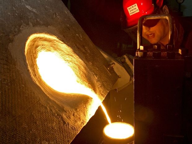 Tâm lý 'mệt mỏi với vàng' đẩy giá một kim loại quý tăng gần 60% từ đầu năm - vàng, bạc, Bitcoin đều không là gì  - Ảnh 3.