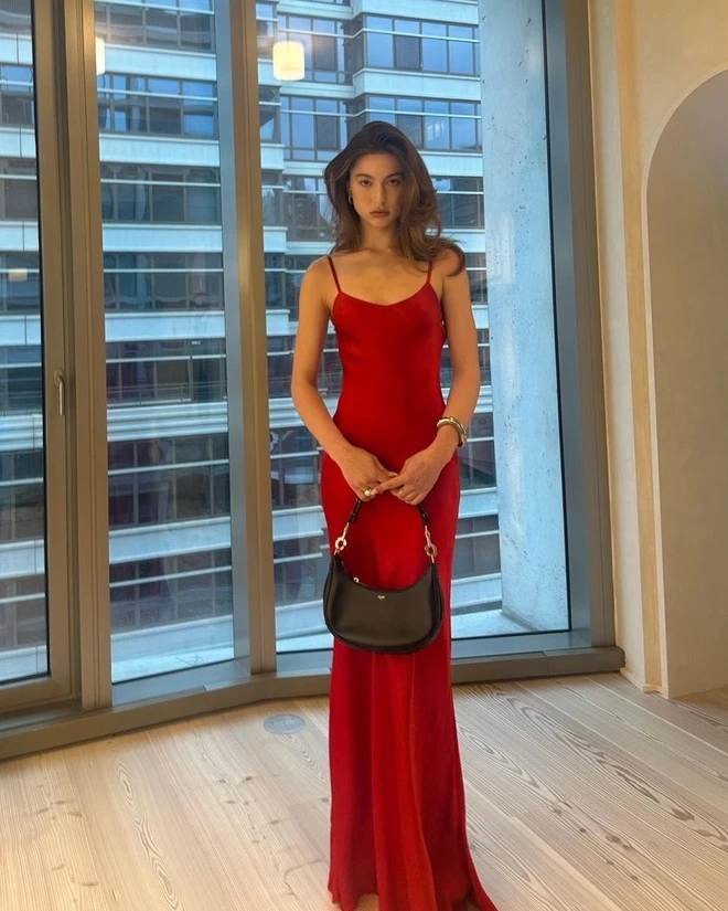 Nhà vô địch Olympic cưới con gái tỷ phú Steve Jobs: Của hồi môn và tổng tài sản gây ngộp thở- Ảnh 4. Nhà vô địch Olympic cưới con gái tỷ phú Steve Jobs: Của hồi môn và tổng tài sản gây ngộp thở- Ảnh 4.