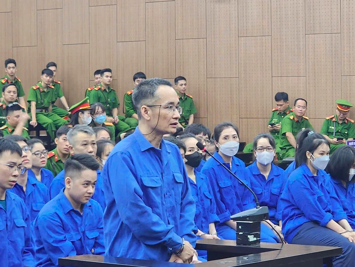 "Ông trùm" đòi nợ thuê hơn 3.555 tỉ đồng bị đề nghị 12-14 năm tù- Ảnh 1. "Ông trùm" đòi nợ thuê hơn 3.555 tỉ đồng bị đề nghị 12-14 năm tù- Ảnh 1.