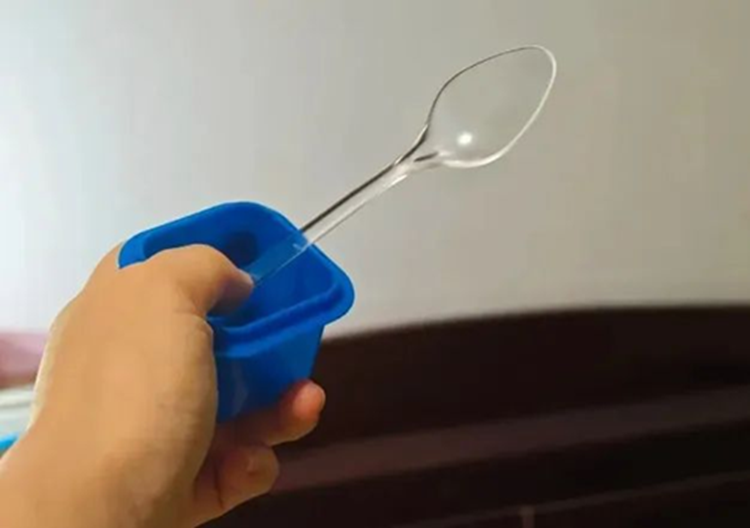 Ăn nhựa mỗi ngày mà không biết? 5 nguồn vi nhựa “tàng hình” khiến nhiều người giật mình, cái đầu tiên không ai ngờ tới!- Ảnh 1.