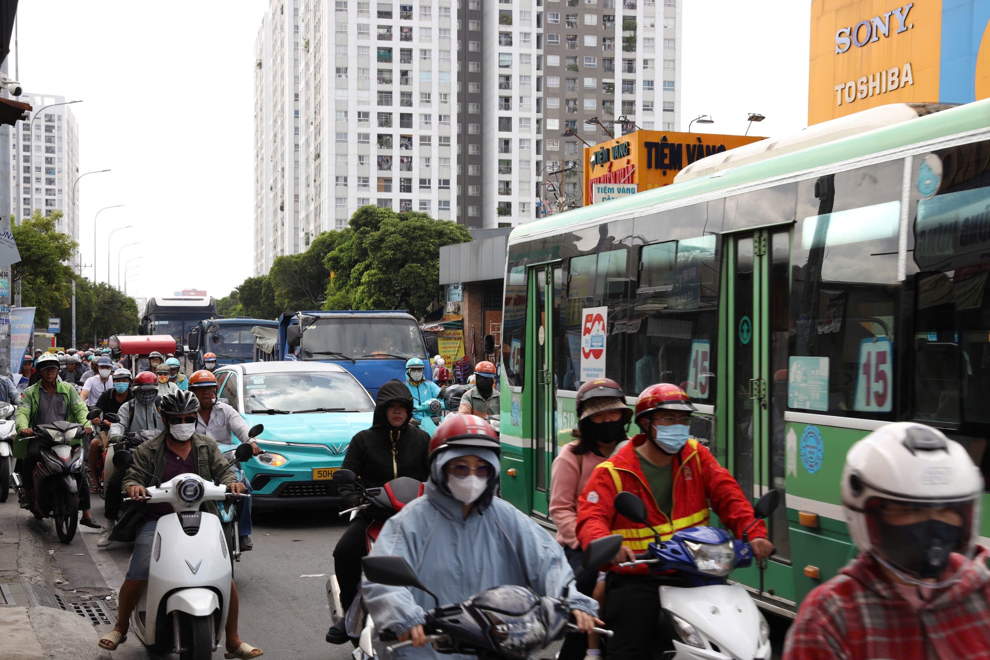  3 giao lộ kẹt xe ở TP HCM sắp được "giải cứu"- Ảnh 3.