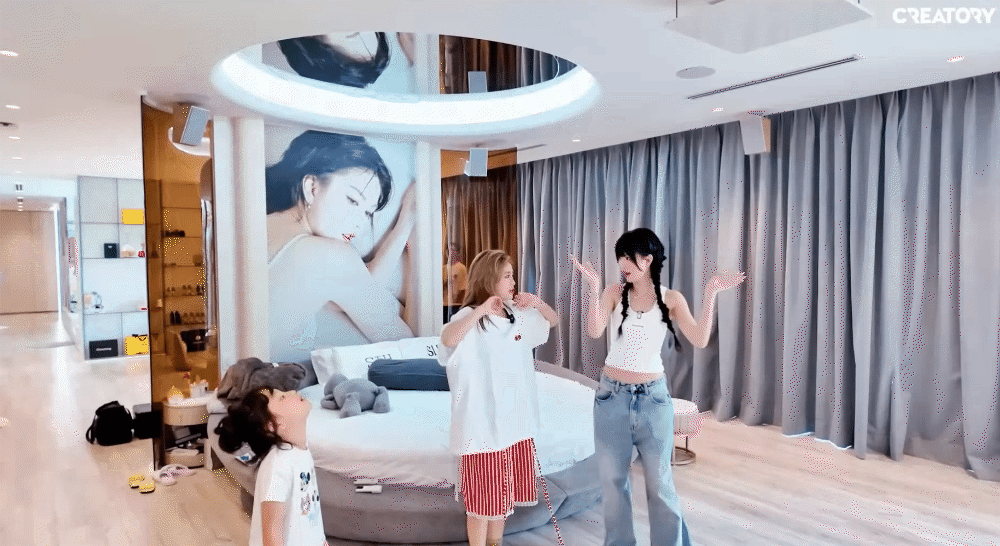 Ngọc Trinh tiết lộ hóa đơn tiền điện của biệt thự 800m², nhưng thiết bị giúp cô tiết kiệm 30% số tiền mới gây sốc- Ảnh 3. Ngọc Trinh tiết lộ hóa đơn tiền điện của biệt thự 800m², nhưng thiết bị giúp cô tiết kiệm 30% số tiền mới gây sốc- Ảnh 3.