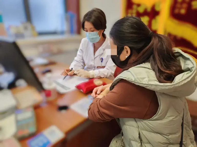 29 tuổi buồng trứng "gần như ngừng hoạt động" vì thói quen nhiều người đang mắc phải- Ảnh 1.