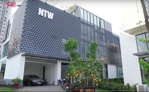 Ngọc Trinh tiết lộ hóa đơn tiền điện của biệt thự 800m², nhưng thiết bị giúp cô tiết kiệm 30% số tiền mới gây sốc- Ảnh 1. Ngọc Trinh tiết lộ hóa đơn tiền điện của biệt thự 800m², nhưng thiết bị giúp cô tiết kiệm 30% số tiền mới gây sốc- Ảnh 1.