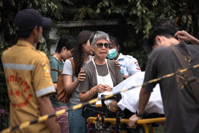 Toàn cảnh vụ xả súng rúng động tại chợ Bangkok: Nghi phạm tự sát ngay trước quầy hàng của vợ, hé lộ nguyên nhân không ngờ dẫn đến thảm kịch- Ảnh 5.
