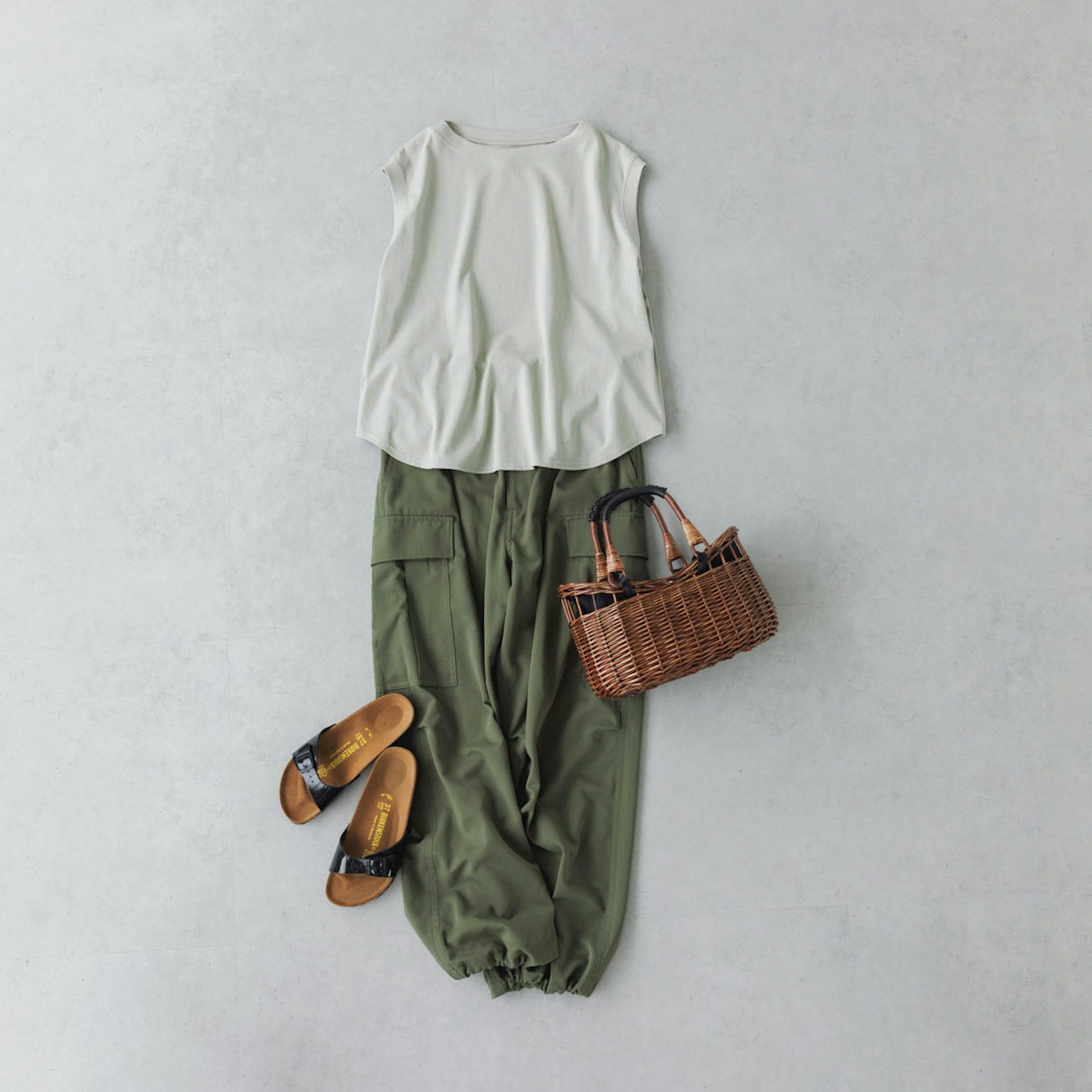 12 món đồ giúp tôi giảm 70% chi phí mua sắm quần áo sau tuổi 40- Ảnh 1.