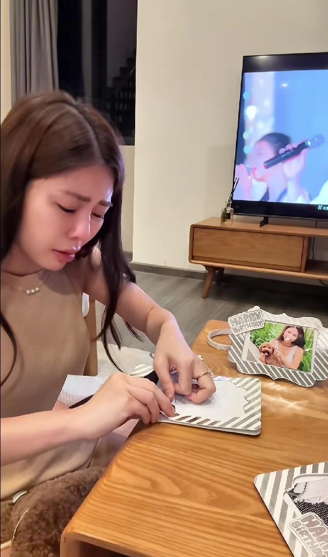 Cô gái chi 50 triệu tổ chức sinh nhật cho thú cưng, cư dân mạng cãi nhau nảy lửa- Ảnh 6. Cô gái chi 50 triệu tổ chức sinh nhật cho thú cưng, cư dân mạng cãi nhau nảy lửa- Ảnh 6.