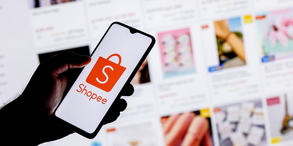 Shopee tăng phí dịch vụ gói Voucher Extra từ 1/8 - Ảnh 1.