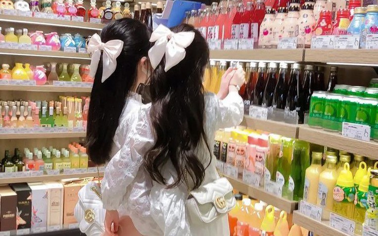 Nhà có bình rượu mơ: Nuôi con gái không chỉ là xúng xính váy hoa, bố mẹ hãy dạy con điều này ngay từ khi con còn nhỏ