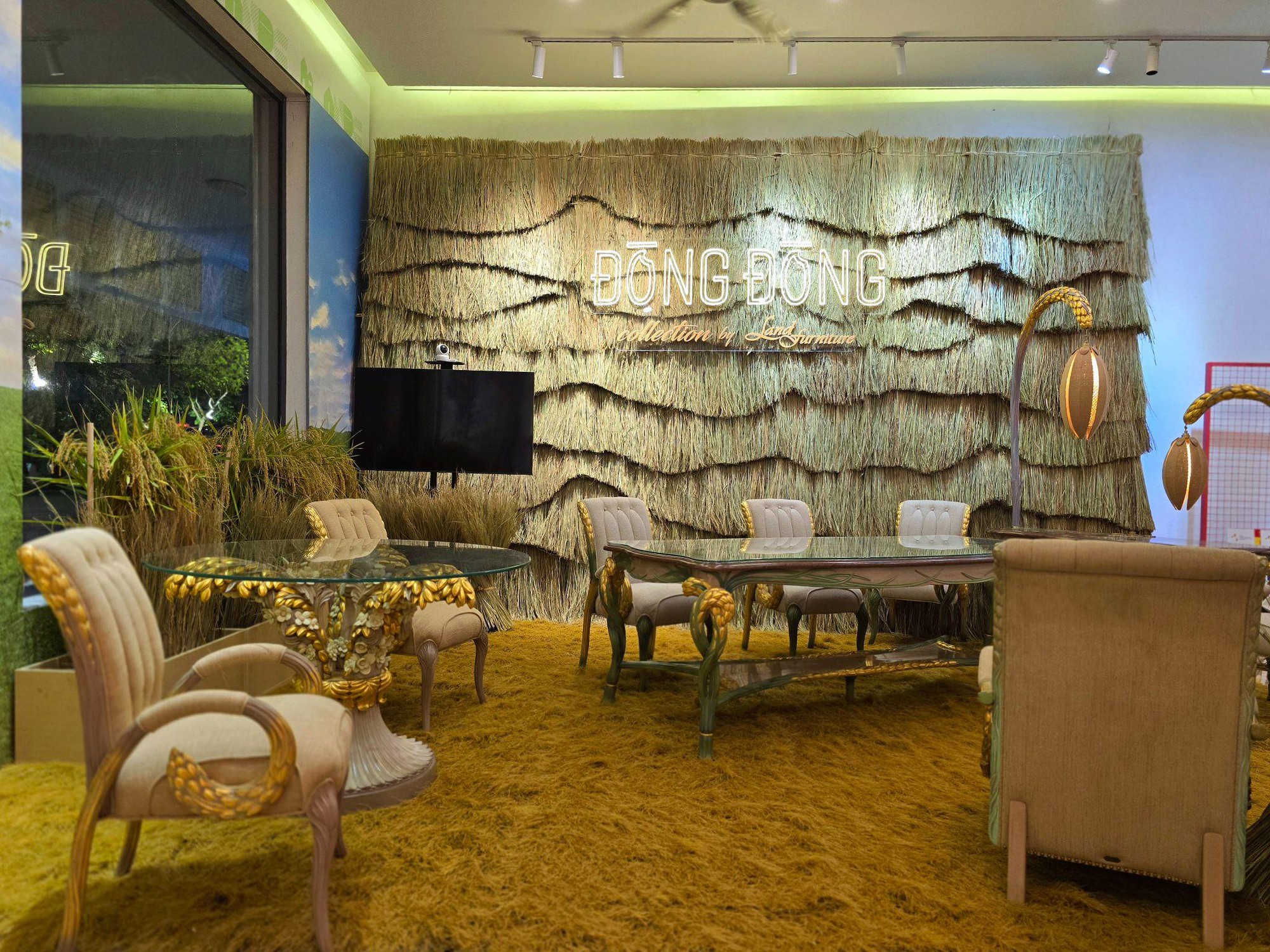 Tác giả bộ sưu tập nội thất Đòng Đòng: Bản sắc là lợi thế cạnh tranh mạnh mẽ nhất - Ảnh 1.