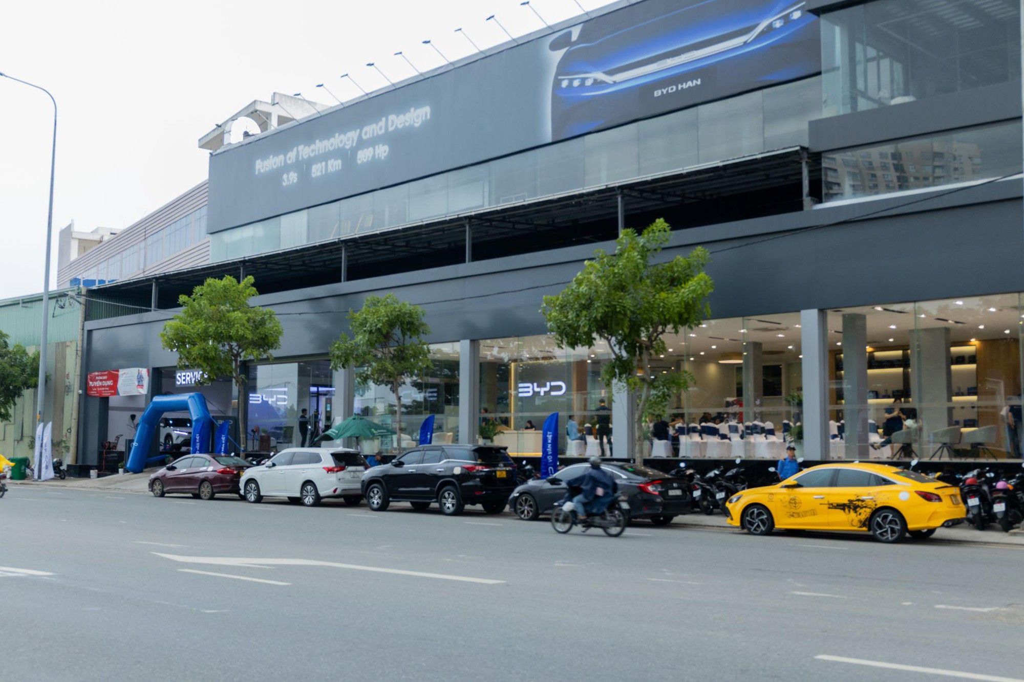 Bùng nổ ATTO 2 tại BYD Võ Văn Kiệt - Chuẩn mực công nghệ mới - Ảnh 4.