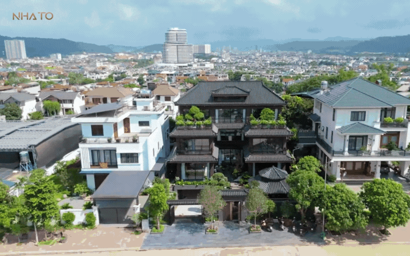 Bên trong biệt phủ hình chữ "H" rộng 1.200m2 đậm chất Á Đông của gia chủ yêu trà đạo - Ảnh 4.