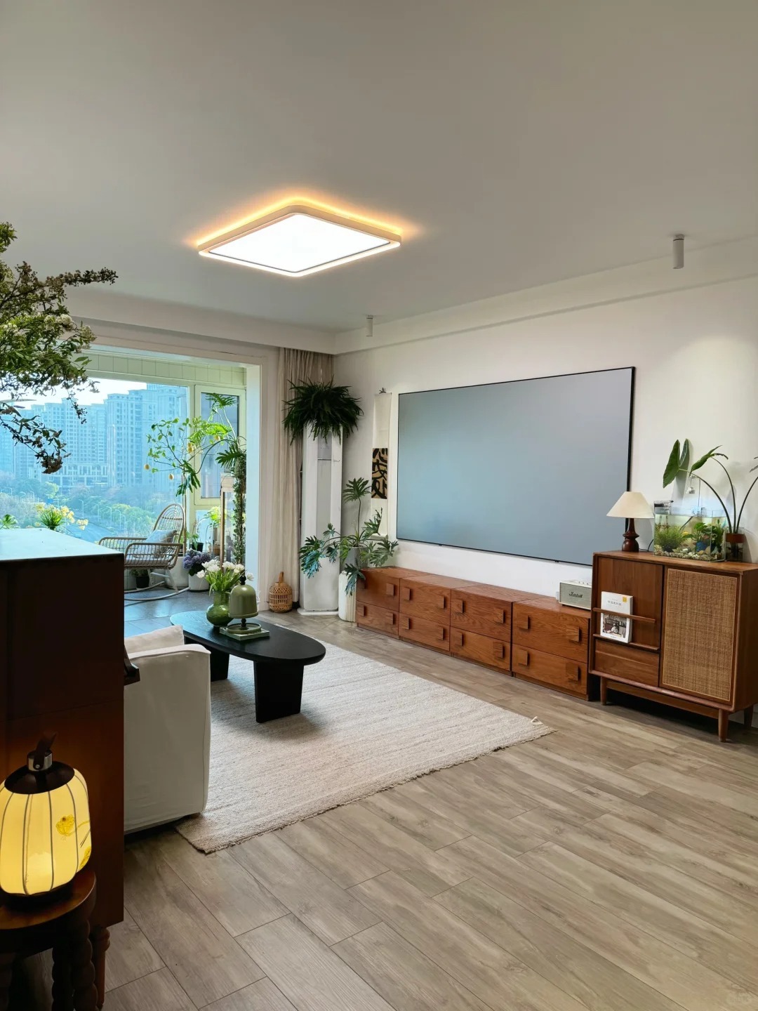 Căn hộ của nữ nhiếp ảnh gia gây sốt MXH: Cảm giác "chữa lành" quá mạnh mẽ, đẹp như poster phim - Ảnh 11.