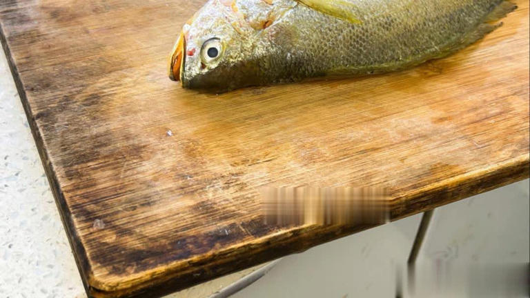 5 đồ dùng nhà bếp "độc như thuốc sâu", giữ lại chỉ rước bệnh vào người! - Ảnh 1.