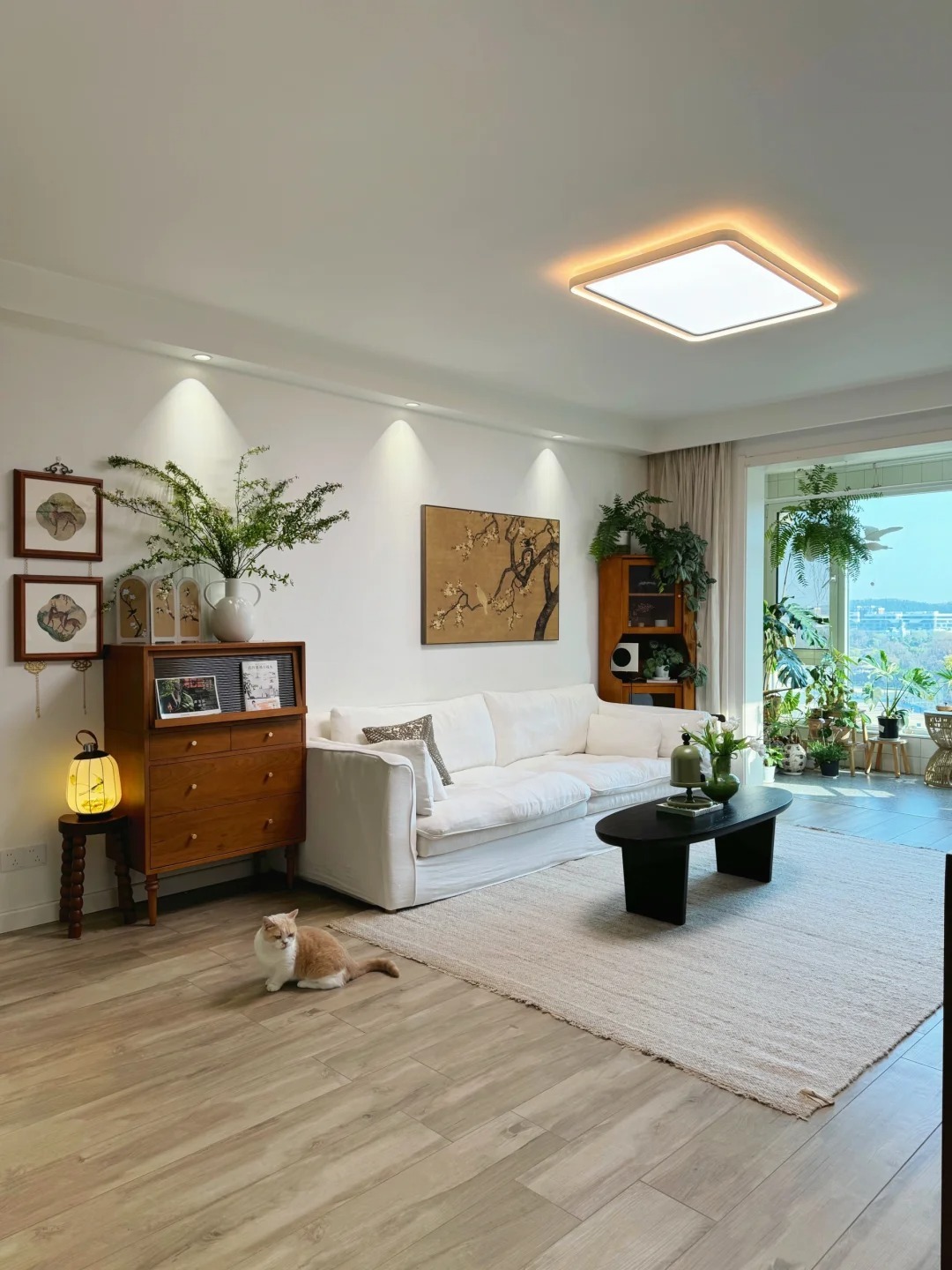 Căn hộ của nữ nhiếp ảnh gia gây sốt MXH: Cảm giác "chữa lành" quá mạnh mẽ, đẹp như poster phim - Ảnh 10.