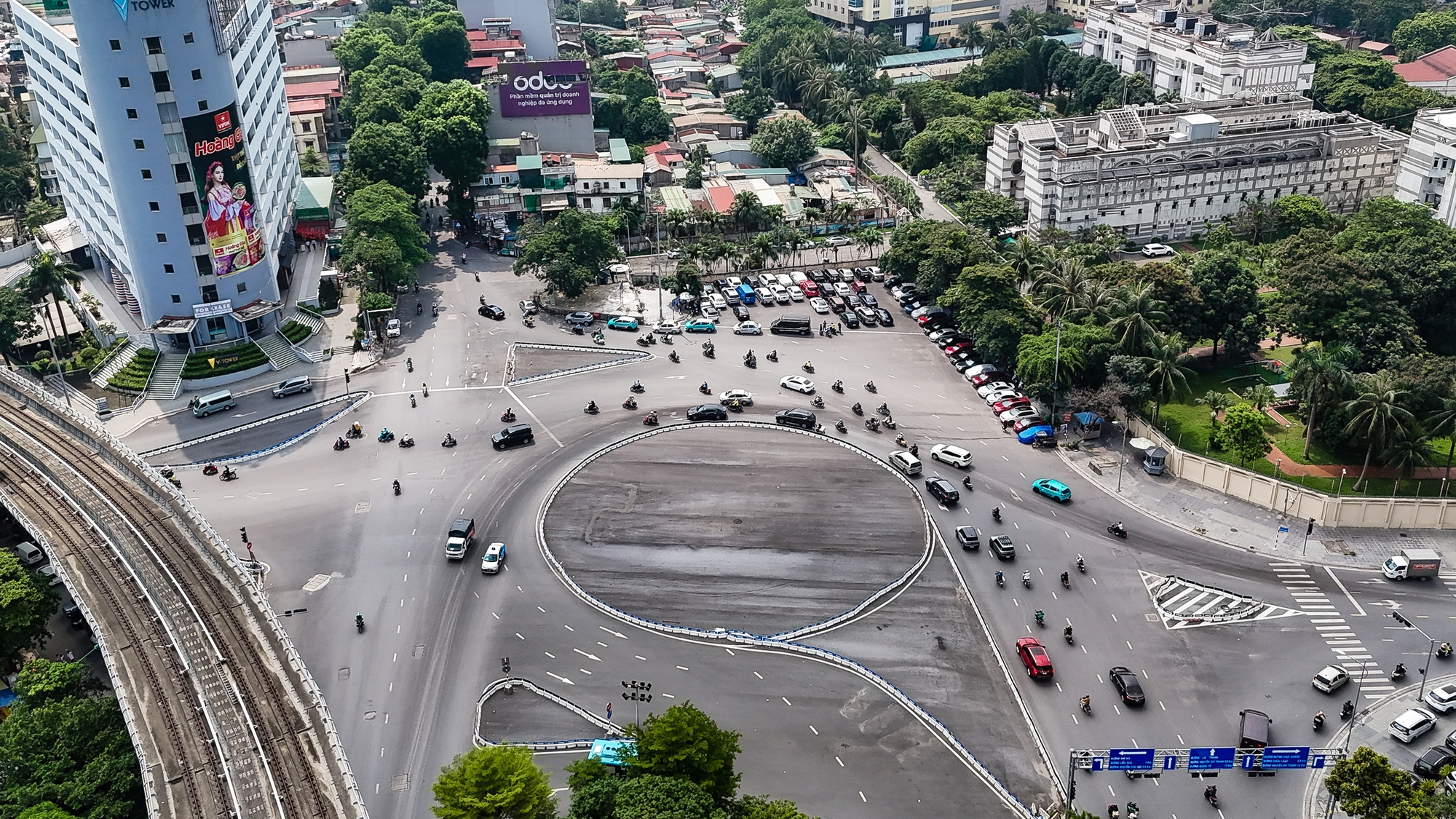 Đề xuất 4 điểm làm trạm sạc xe điện trên Vành đai 1 Hà Nội- Ảnh 1.