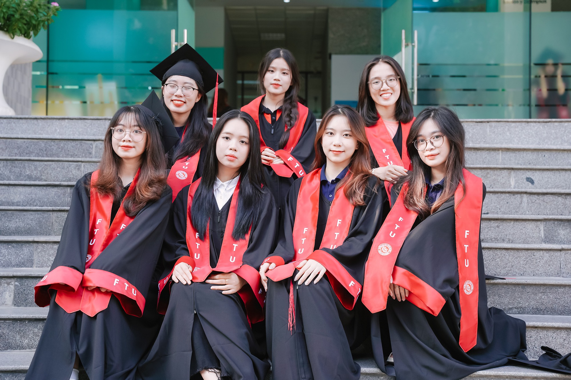 Điểm danh 6 ngôi trường sở hữu đầu ra "ổn áp" nhất miền Bắc: Nghe danh đã oai, học xong còn không lo thất nghiệp!- Ảnh 2.