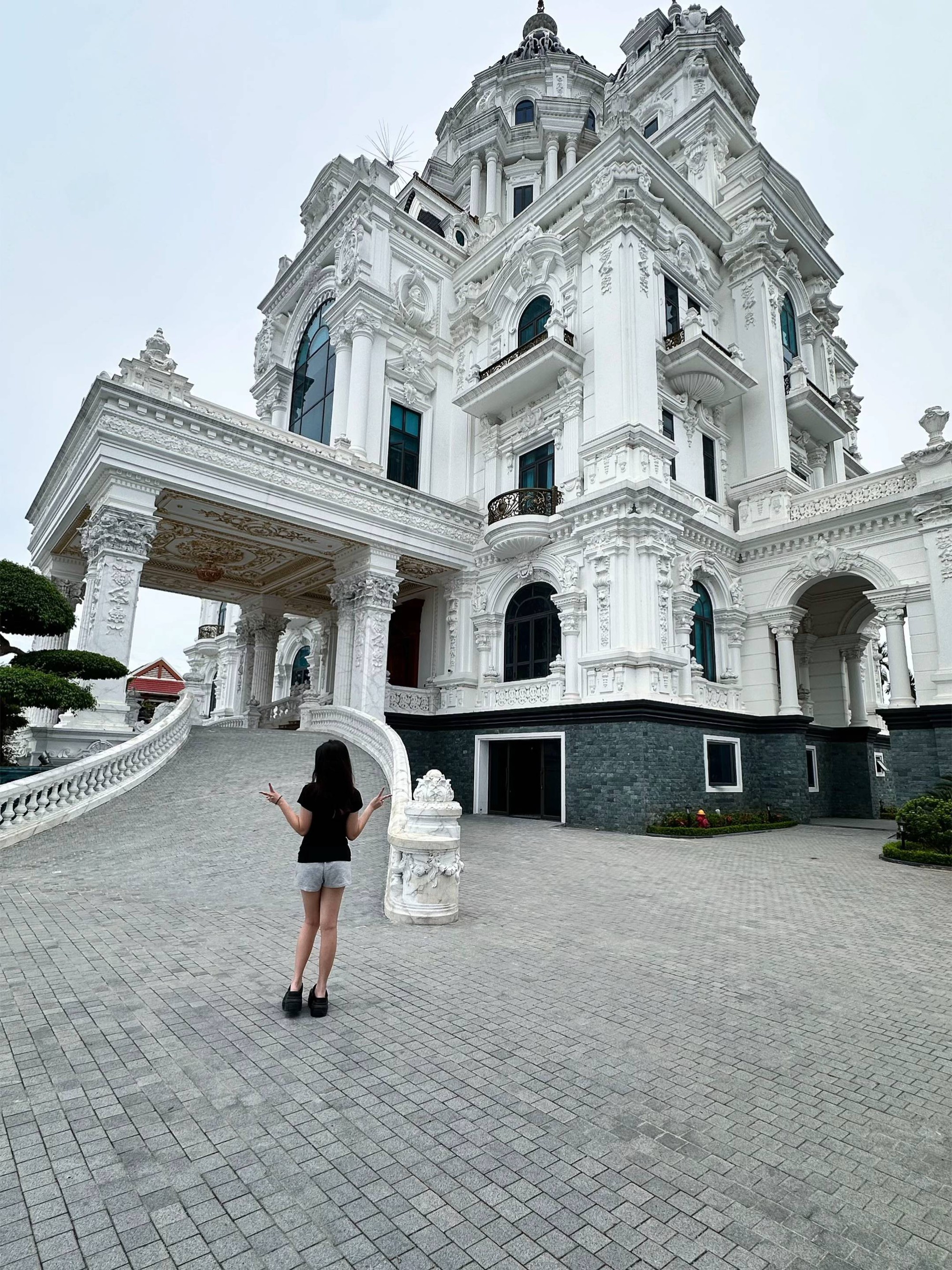 Clip 1 phút khoe "nhà ở quê" của cô gái khiến 6 triệu người choáng ngợp, càng zoom kỹ càng hoảng hồn - Ảnh 10. Clip 1 phút khoe "nhà ở quê" của cô gái khiến 6 triệu người choáng ngợp, càng zoom kỹ càng hoảng hồn - Ảnh 10.