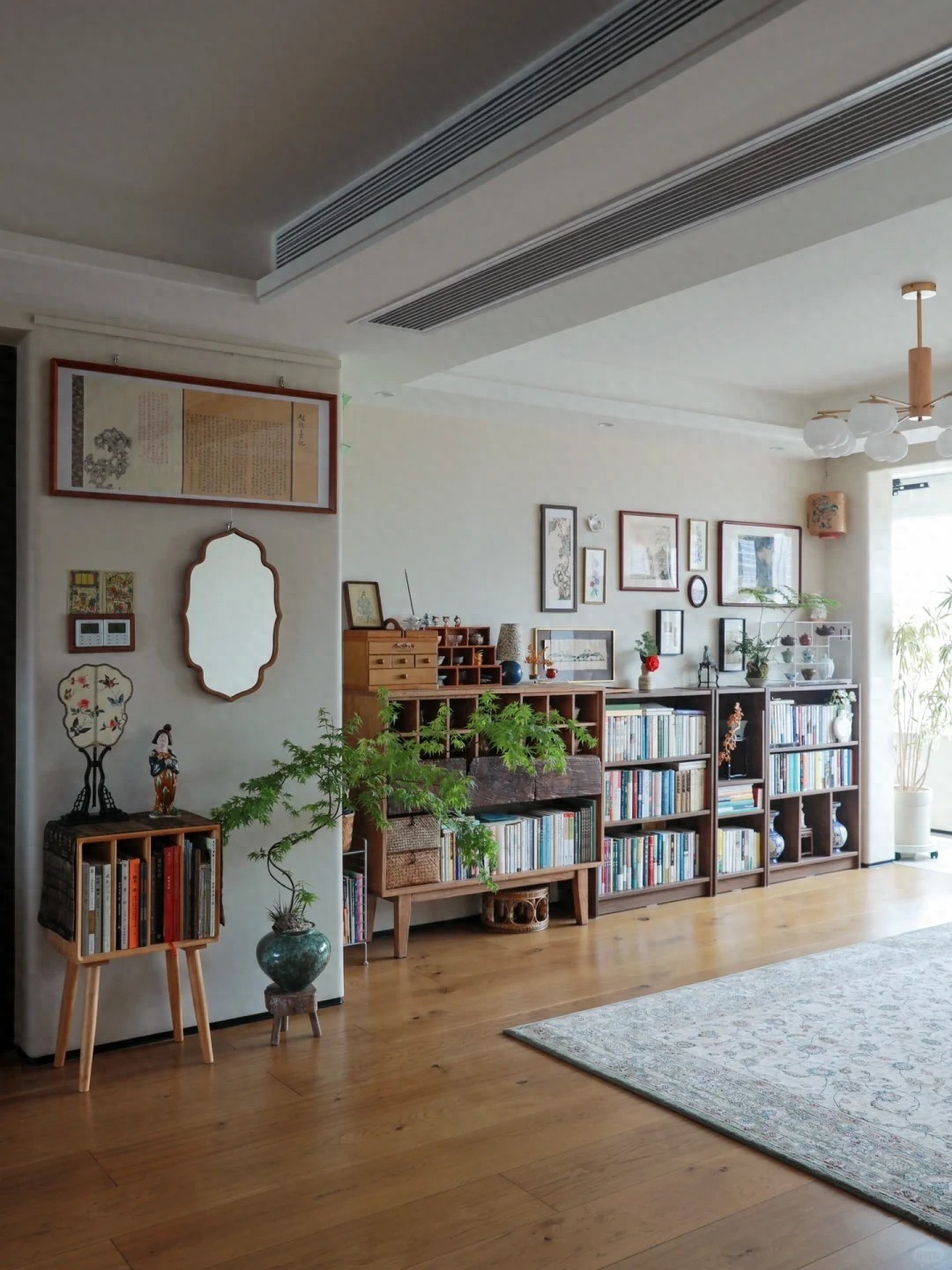 Căn nhà của vị giáo sư sống thọ 101 tuổi: Nhìn góc nào cũng bình yên, đầy mùi tri thức!- Ảnh 1.