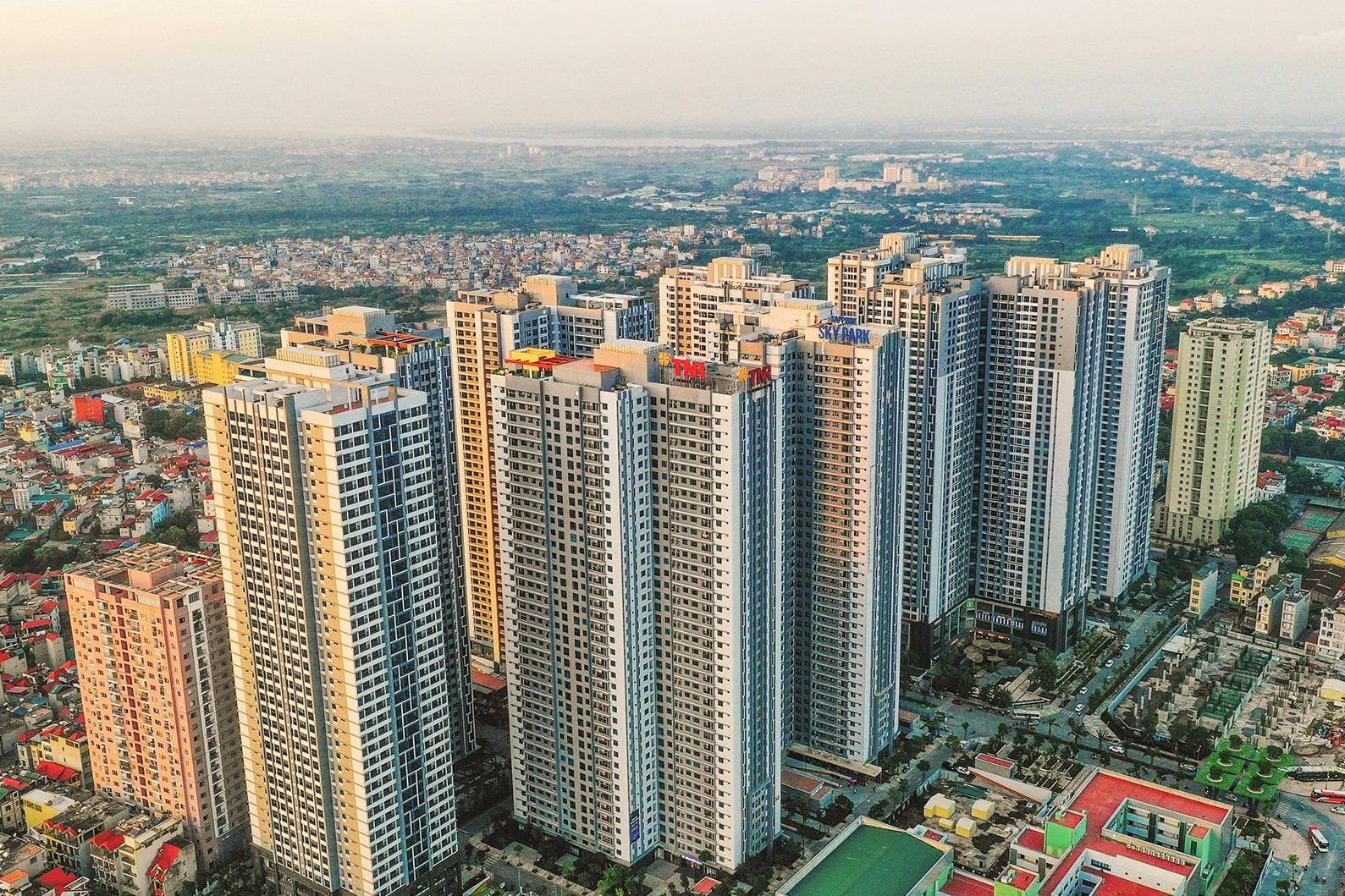 Sống trong sợ hãi, cư dân Goldmark City gửi đơn kêu cứu khẩn cấp - Ảnh 1.