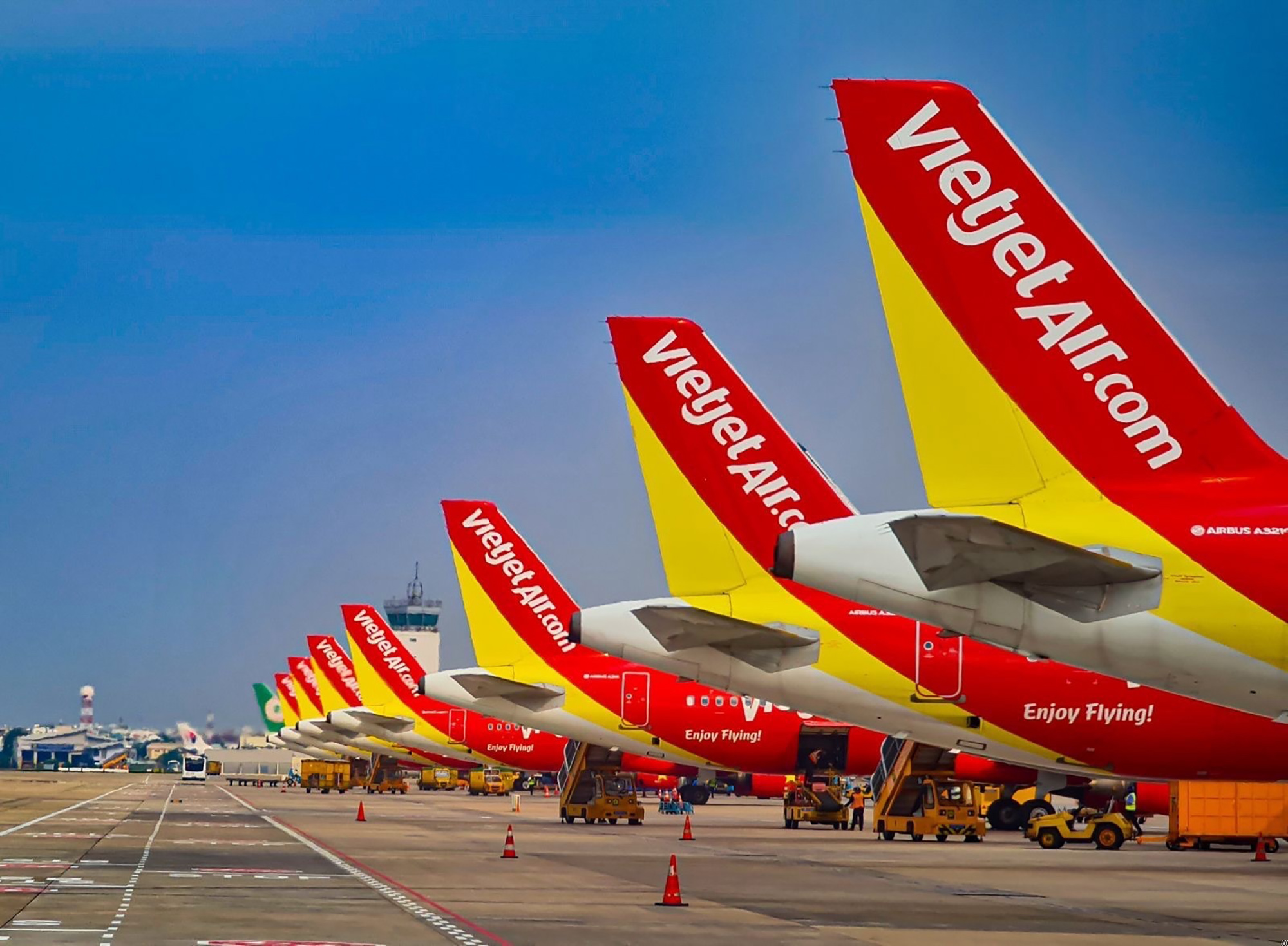 Vietjet vượt kế hoạch kinh doanh, đặt hàng tàu bay lớn, tự phục vụ mặt đất, trúng thầu dự án Long Thành - Ảnh 2.