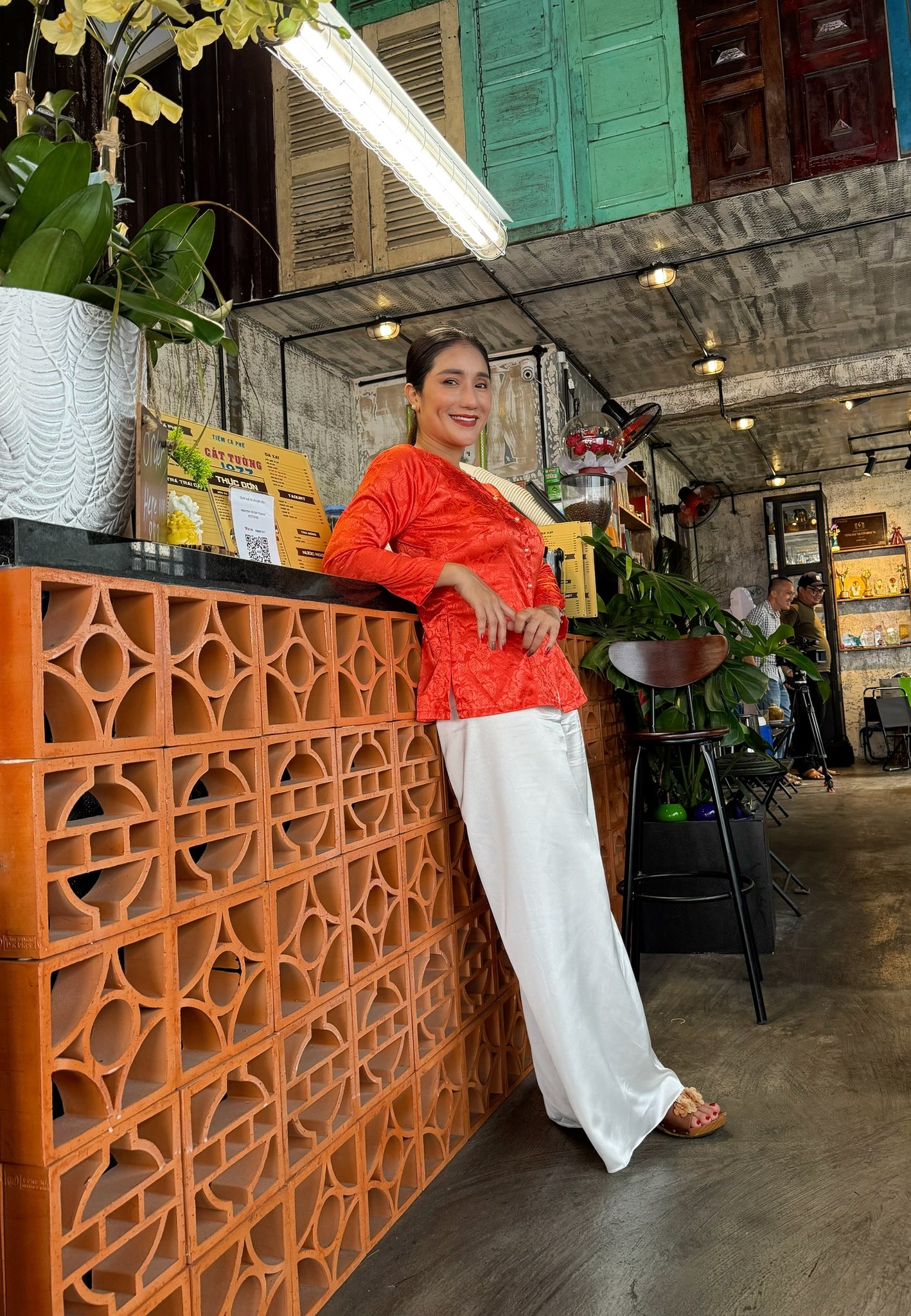 NSƯT chuyển sang ở nhà mặt tiền tại đường 8, TP.HCM, mở quán cà phê tại nhà riêng để bù lỗ- Ảnh 1. NSƯT chuyển sang ở nhà mặt tiền tại đường 8, TP.HCM, mở quán cà phê tại nhà riêng để bù lỗ- Ảnh 1.