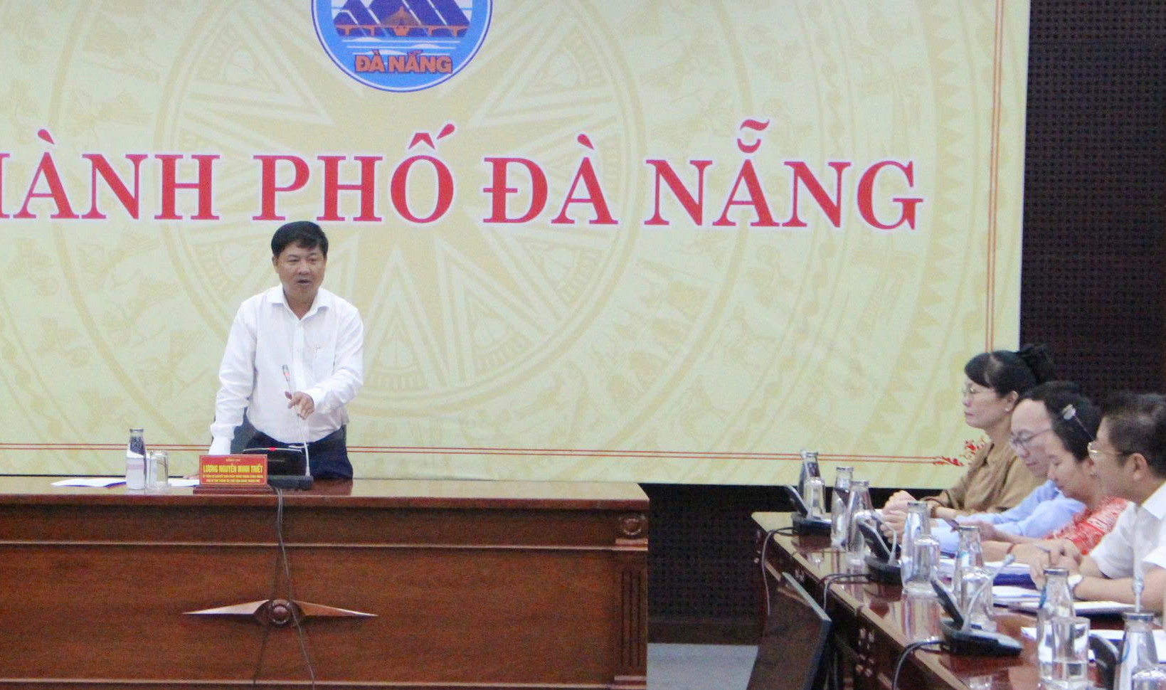 Chủ tịch UBND TP Đà Nẵng: Hứa giải ngân vốn đầu tư công 100% là... đang mơ - Ảnh 1. Chủ tịch UBND TP Đà Nẵng: Hứa giải ngân vốn đầu tư công 100% là... đang mơ - Ảnh 1.
