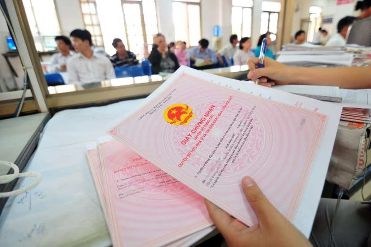 Từ ngày 1/7, những người làm "sổ đỏ" nhất định phải biết các thay đổi quan trọng sau- Ảnh 2. Từ ngày 1/7, những người làm "sổ đỏ" nhất định phải biết các thay đổi quan trọng sau- Ảnh 2.