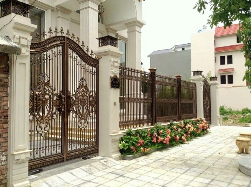 Tổ tiên nhắc: Cổng cao hơn nhà là "phá phong thủy", lộc lá đội nón ra đi, vận khí tuột dốc không phanh - Ảnh 2. Tổ tiên nhắc: Cổng cao hơn nhà là "phá phong thủy", lộc lá đội nón ra đi, vận khí tuột dốc không phanh - Ảnh 2.