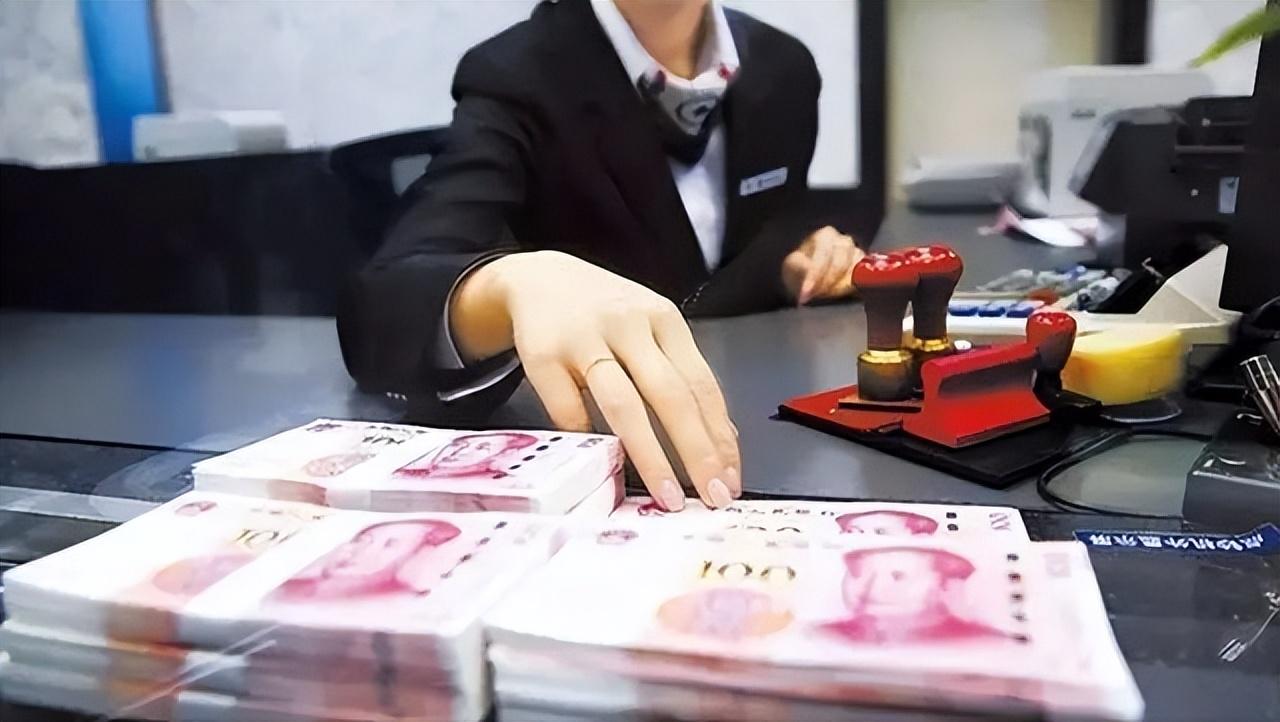 Doanh nhân sốc nặng khi gửi 290 tỷ vào ngân hàng suốt 20 năm, đến lúc rút lại bị từ chối: "Tiền của tôi, giờ lại phải đi xin?"- Ảnh 5.