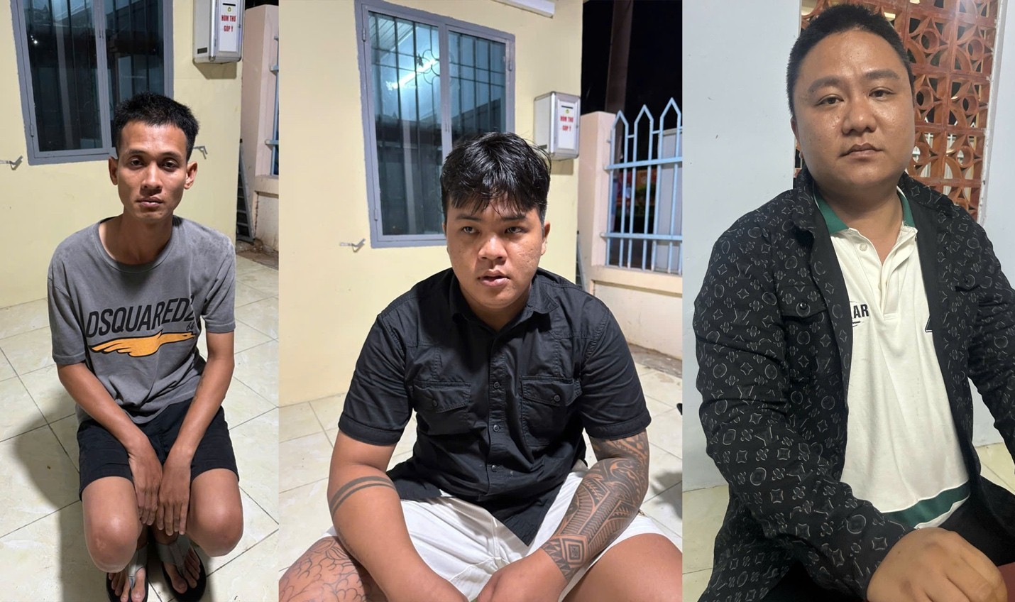 Bắt giữ và bàn giao 3 nghi phạm hành hung 2 học sinh tại tiệm internet  ở TP HCM- Ảnh 1.