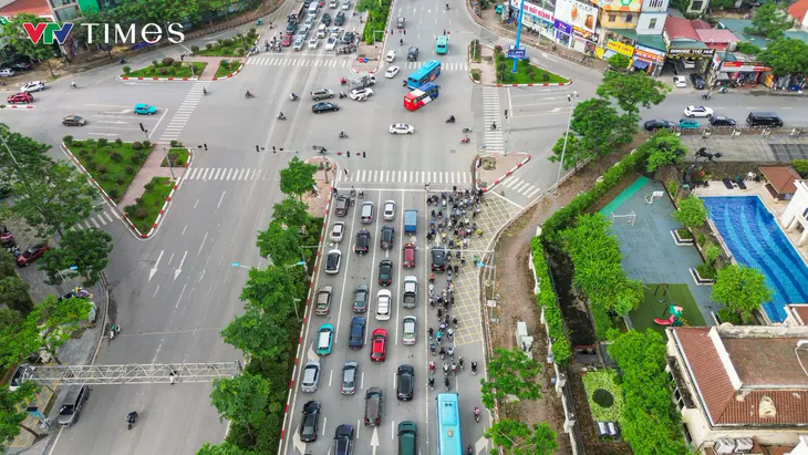 Tuyến đường Võ Chí Công sẽ chính thức phân làn giao thông từ ngày 9/7- Ảnh 5. Tuyến đường Võ Chí Công sẽ chính thức phân làn giao thông từ ngày 9/7- Ảnh 5.