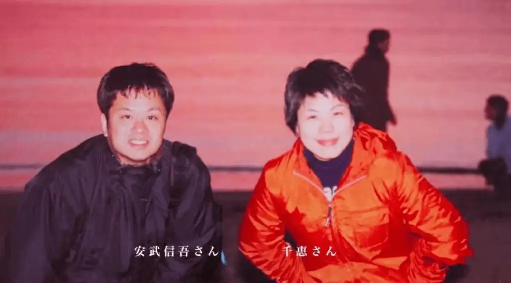 Mẹ ung thư ép con gái 4 tuổi học nấu ăn, 17 năm sau, cuộc sống của cô bé giờ ra sao?- Ảnh 1.